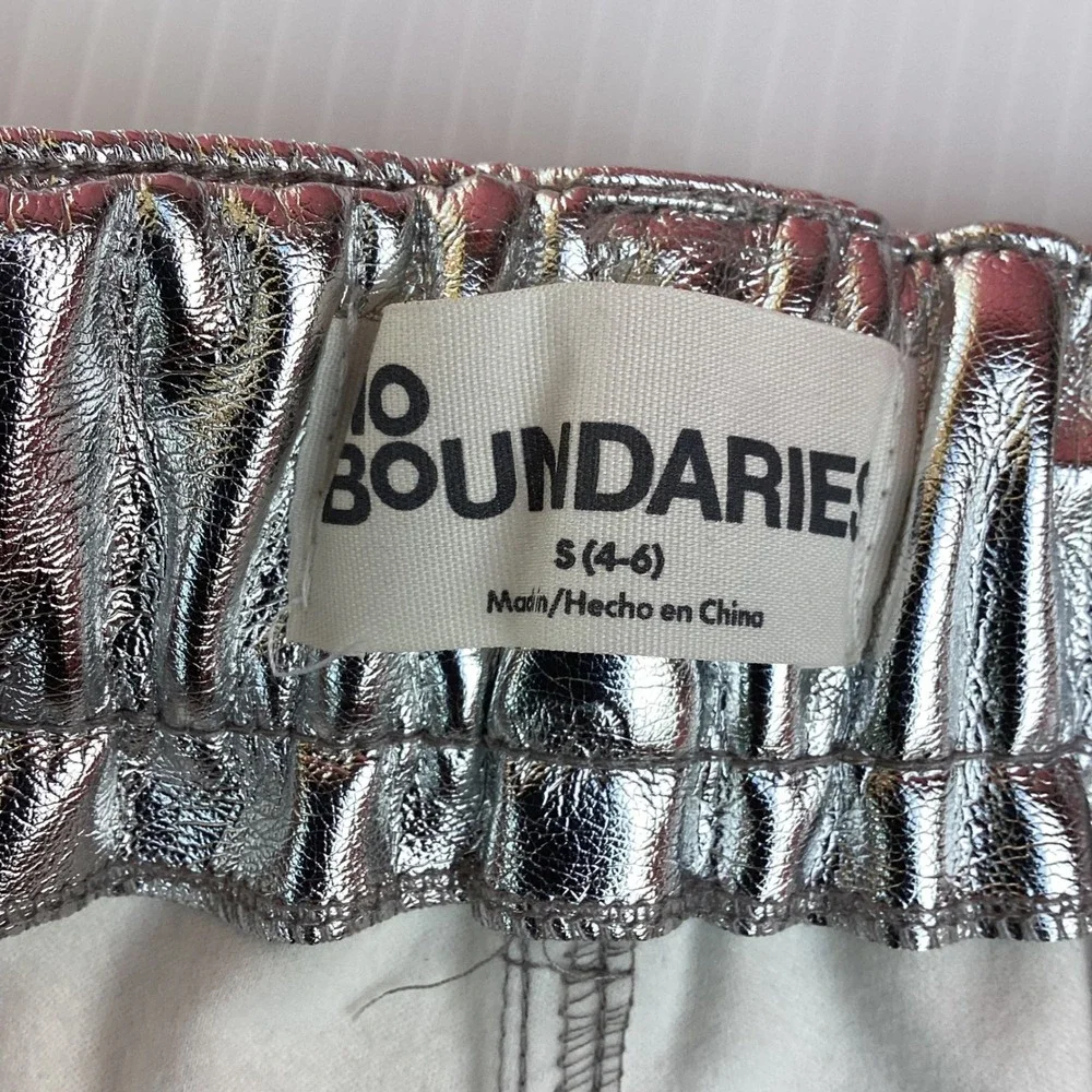 No Boundaries Metallic Silver Cargo Pants Wide Leg Faux Leather Festival S 4-6